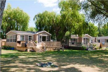 Great Blue Resorts - Cherry Beach Resort Cherry Valley Екстер'єр фото