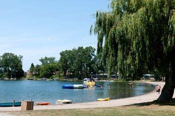 Great Blue Resorts - Cherry Beach Resort Cherry Valley Екстер'єр фото